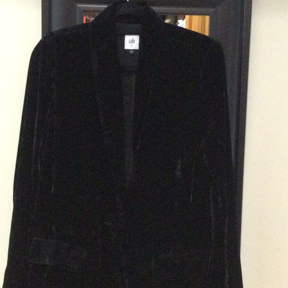Never worn black velvet jacket/blazer